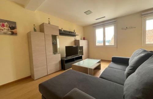 Ourense Apartamento | YourHouse Maca I