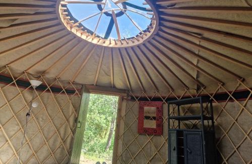 Tourves Otro | Yourte cosy en pleine nature, proche Sainte-Baume