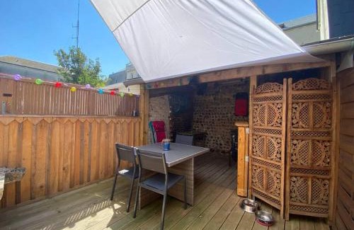 Yport Casa | Yport, maison de pêcheur avec jolie terrasse.