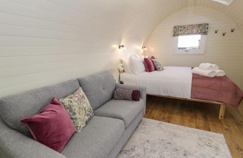 Ruthin Casa | Yr Onnen