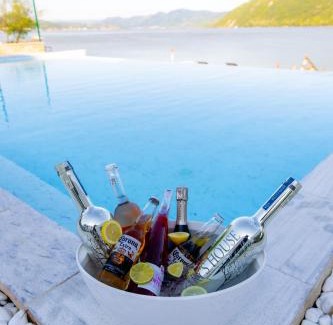 Eselnita Casa | YRYS House - Adults Only