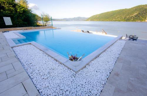 Eselnita Casa | YRYS House - Adults Only