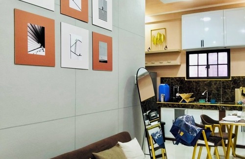 Cavinti Apartamento | Ysabella Suite: Elegant Art Deco Comfort in the Heart of Cavinti, Laguna
