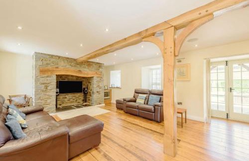 Newcastle Emlyn Casa | Ysgubor Uchaf
