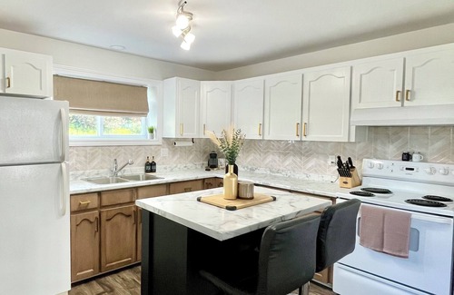 Saint John Apartamento | YSJ Short Stays - 2 Bedroom Apartment with Private Patio!