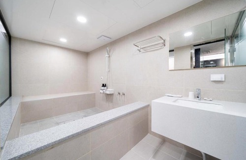 Busanjin Hotel | Ytt Hotel