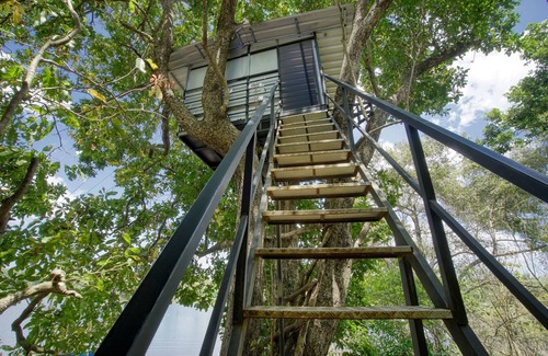 Eravur Pattu Hotel | Yuhibuhi Forest Resort