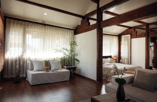 Baisha Old Town Hotel | Yulong Sadhu Inn