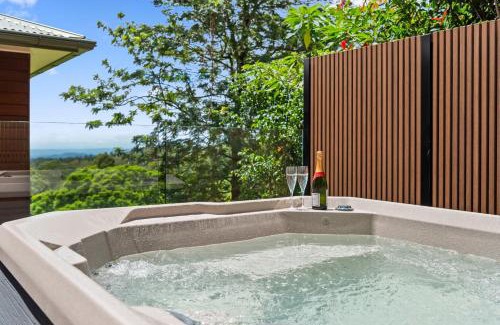 Ravensbourne Casa | Yume House - Stylish Country Escape 2 Bedrooms