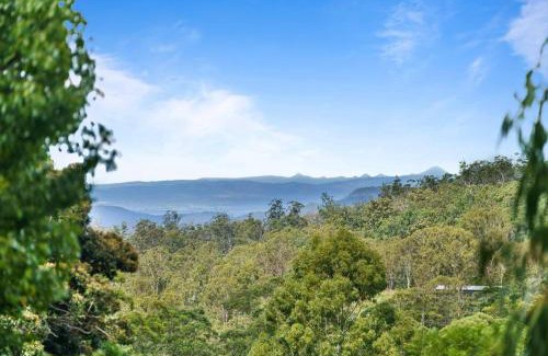 Ravensbourne Casa | Yume House - Stylish Country Escape 2 Bedrooms