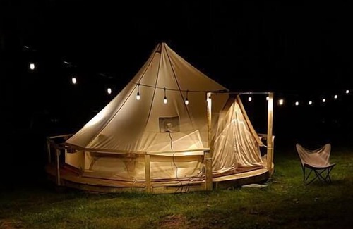 Suches Alquiler De RV | Yurt - Free Spirit (second on the left)