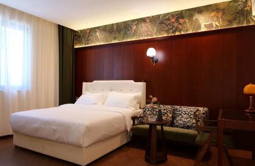 Yuzhong Hotel | Yushan Hall
