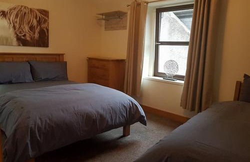 Inverurie Apartamento | Yvi's 2-3 Bedroom Town Apartment