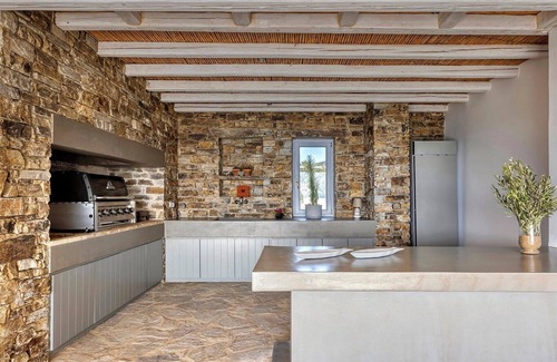 Antiparos Villa | Yvoni - Nueve Habitaciones Villa, Capacidad 18