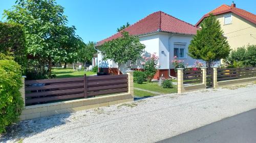Keszthely Casa | Zámor Nyaraló