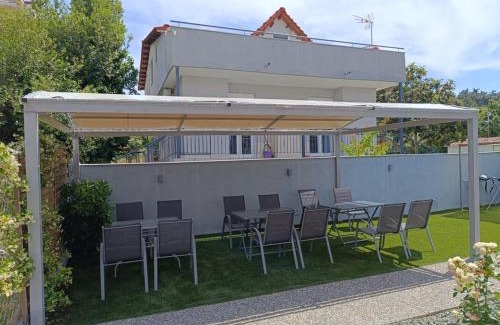 Neoi Epivates Apartamento | Z Elegant Studios
