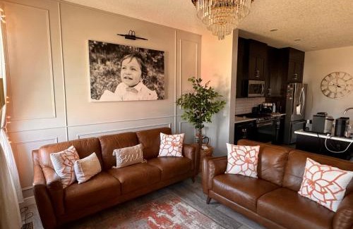 Calgary Casa | Z Family Homestay