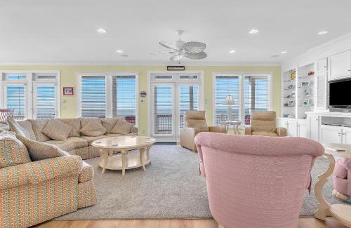 Oak Island Casa | Z-Scape