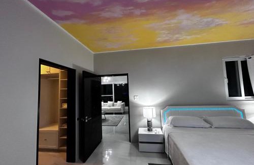 Leonards Casa | Zafira Luxe