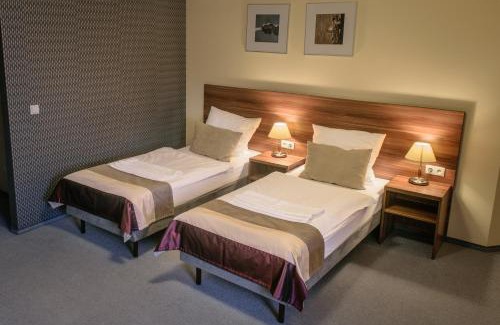 Opole Hotel | Zajazd u Dziadka