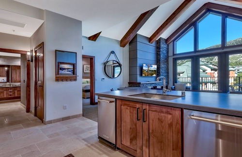 Lakeside Park Condominio | Zalanta 319 - HVHI by RedAwning