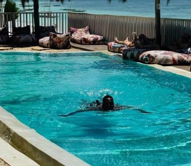 Bwejuu Beach Hotel | ZAN Beach House
