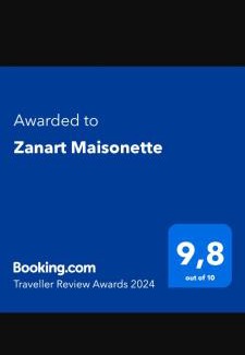 Tripiti Casa | Zanart Maisonette