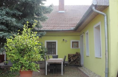 Nagykapornak Apartamento | Zanati Apartmannház