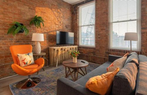 Over-the-Rhine Apartamento | ZANGO Explore OTR and Downtown from a Renovated Condo