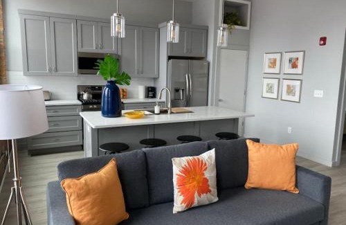 Over-the-Rhine Apartamento | ZANGO Explore OTR and Downtown from a Renovated Condo