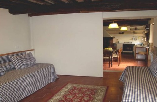 Pescia Casa | Zano PodereZano la casa - apartamento para 6 personas