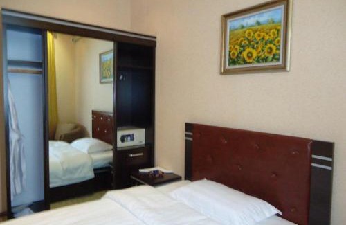 Malikrabot Hotel | Zarafshan Grand Hotel FIEZ