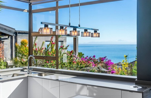 Mountainside Apartamento | Zaria Sun Family