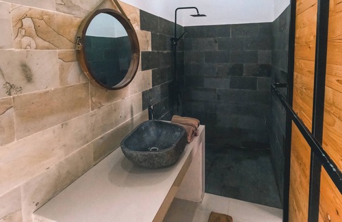 Mataram Casa | ZAVANA Rooms