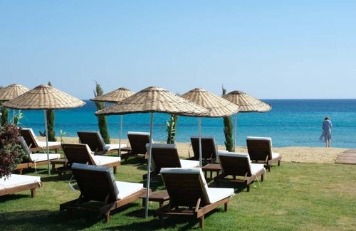 Altınkum Mahallesi Hotel | Zay'a Çeşme Hotel & Beach