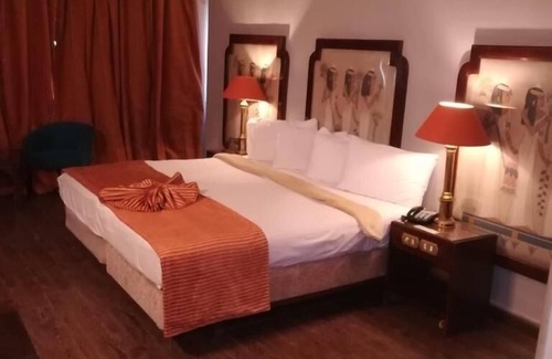 Agouza Hotel | Zayed Hotel & Restaurant