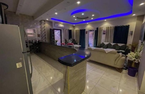 Sheikh Zayed City Apartamento | Zayed Vibes
