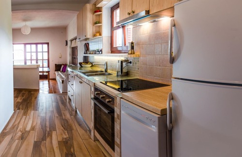 Igalo Apartamento | Casa Zazenda con vistas al mar y a la montaña y amplio jardín