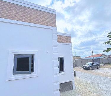 Loburo Apartamento | Zeal City Dwellin