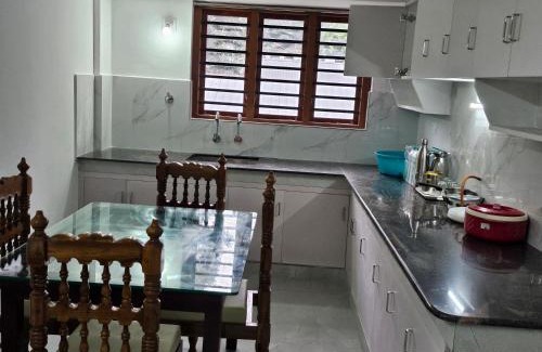 Kuttattukulam Apartamento | ZEAL HOMES AND APARTMENTS 2 KOOTHATTUKULAM