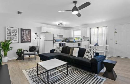 Tampa Apartamento | Zebra House - Close 2 all TampaBay has to offer