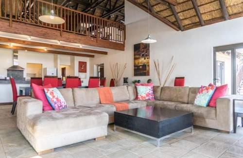 Leeupoort Casa | Zebula 4 bedroom house IS12