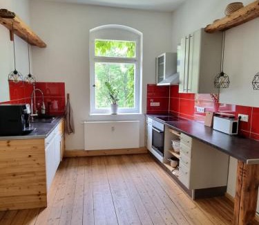 Mugeln Apartamento | Zeitreise: Wohnen im Herrenhaus genau zw. L u. DD