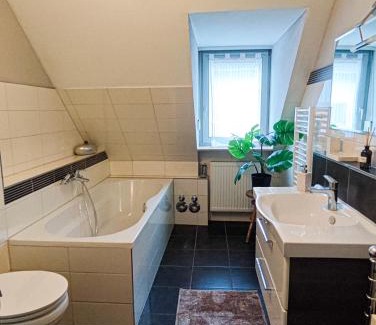Neureut Sudlicher Teil Apartamento | ZEN Apartment 2 rooms Maisonette Bright and Spacious
