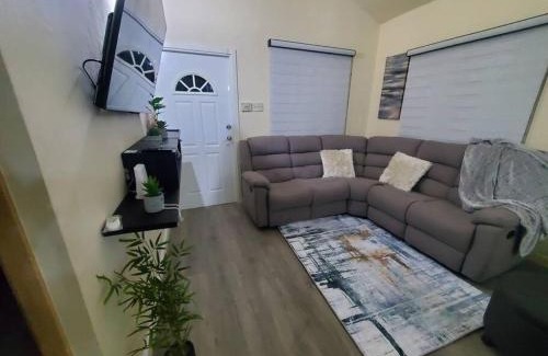 Portmore Casa | Zen at Phoenix- (24hr security) Gated Community