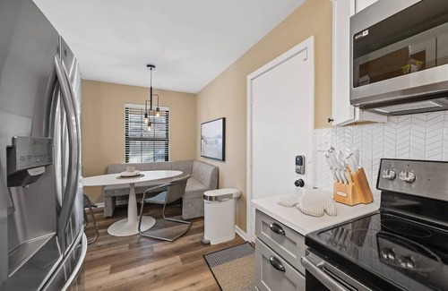 The Gate Casa | Zen Cottage w/ Private Parking / ABODEbucks