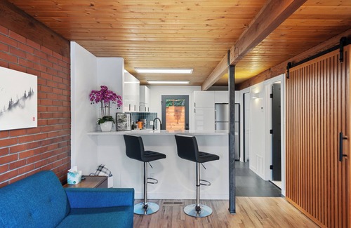 Old North End Cabaña | Zen Garden House