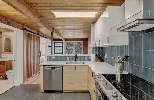 Old North End Cabaña | Zen Garden House