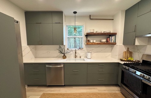 Greenspring Casa | Zen, Green & Clean 2bd in the City