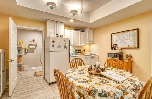 Hiawassee Cabaña | Zen in the Woods - Gorgeous views! Multiple outdoor sitting spaces to enjoy..